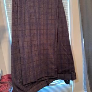32x32 Perry Ellis plaid dress pants in great condition